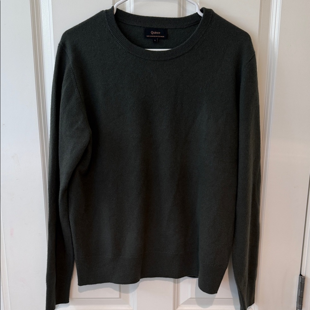 Quince Women's Dark Green Cashmere Crewneck Sweater